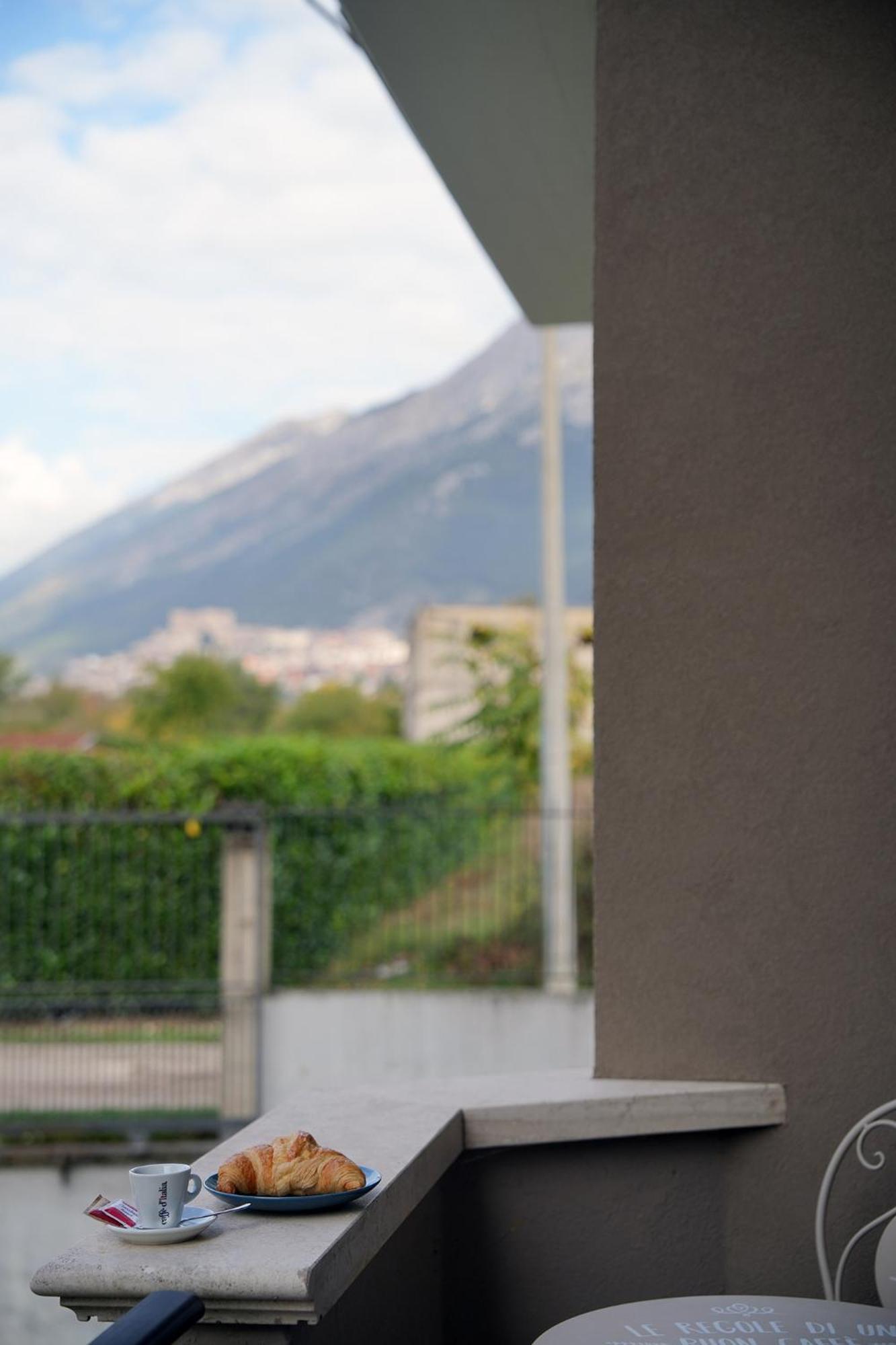 B&B Arco Dei Sogni Челано Екстер'єр фото